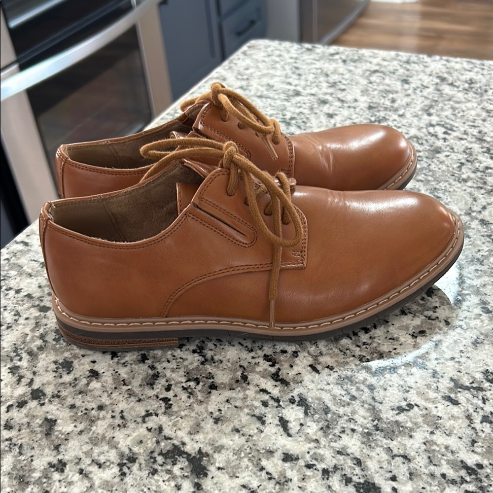 Kenneth Cole Youth Boys Klay Flex Dress Oxfords EUC Size 2 - Picture 2 of 11